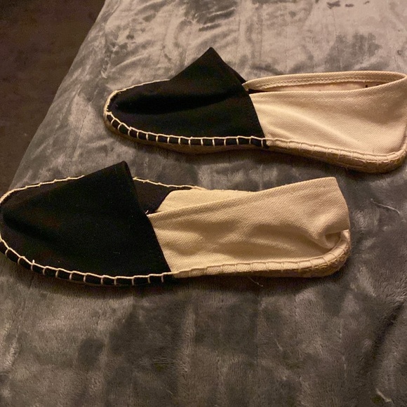 Espadrilles NWOT - Picture 2 of 6